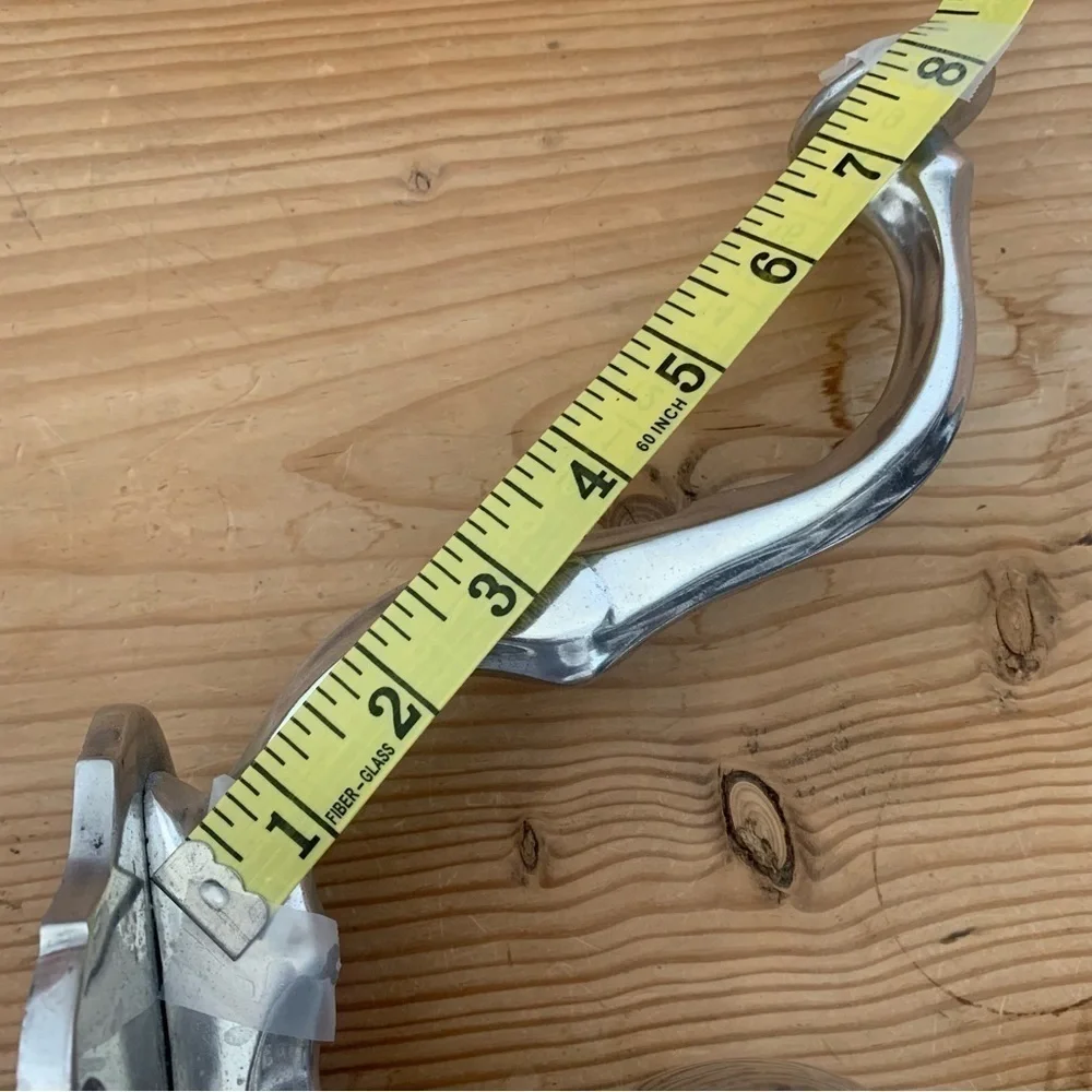 Decorative silver tone wall hook